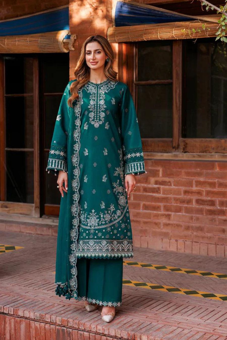 FARASHA Winter EMBORIDED DHANAK 3PC Suite -AC0122