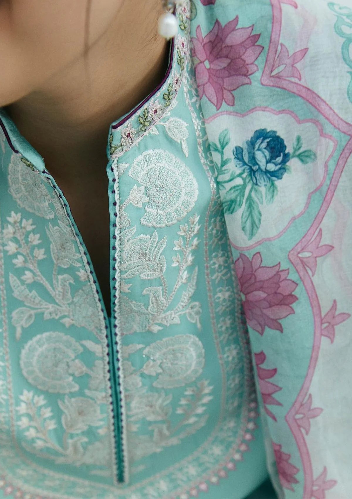 ZARA SHAHJAHAN Winter 3PC Dhanak Embroidered Suite -AC0726