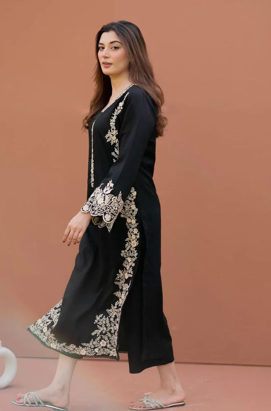 Lajwanti Winter 2PC Dhanak Embroidered Suite -AC0265
