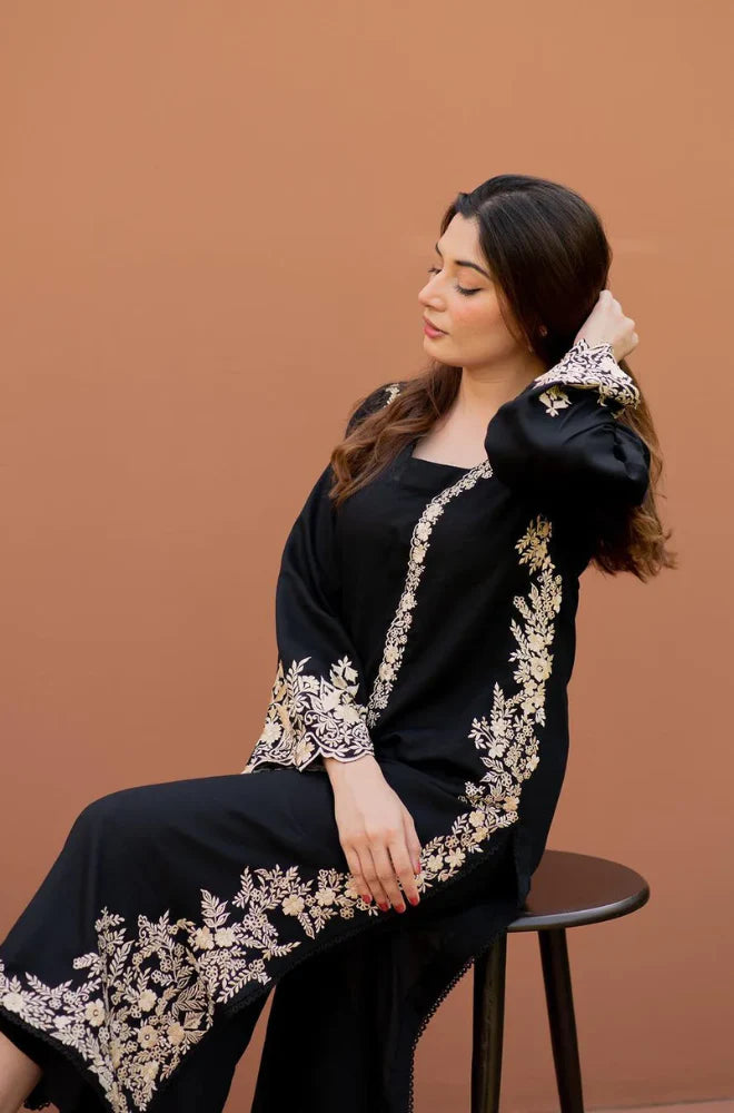Lajwanti Winter 2PC Dhanak Embroidered Suite -AC0265