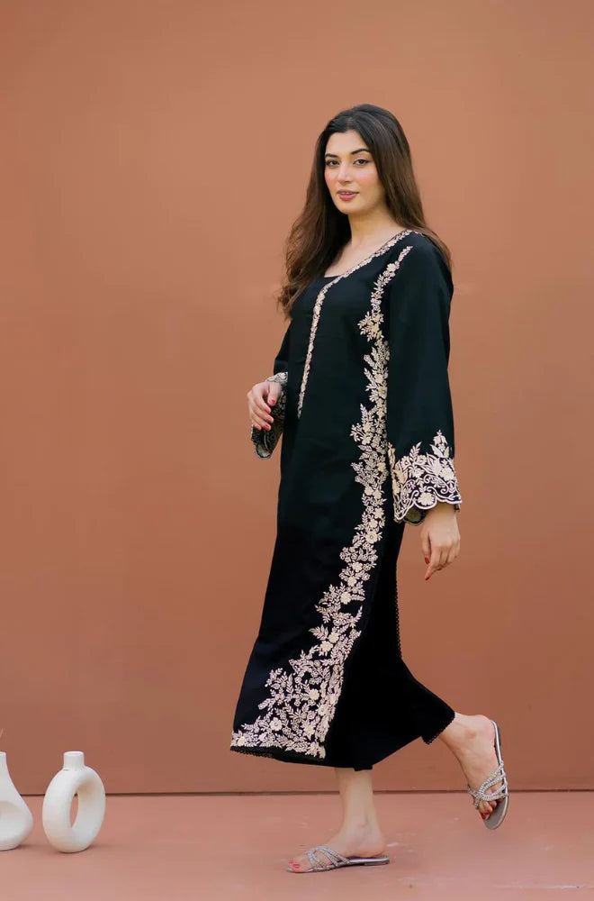 Lajwanti Winter 2PC Dhanak Embroidered Suite -AC0265