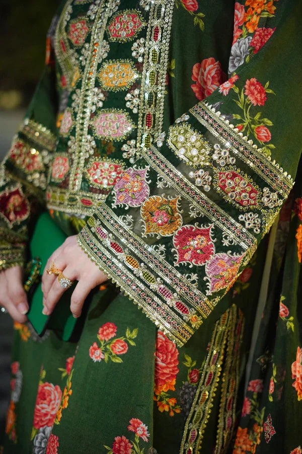 ZAINAB CHOTANI  Winter 3pcs Silk Embroidered Suite- AC055