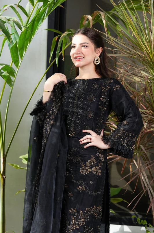Alkaram Winter 3PC Dhanak Embroidered Suite -AC9213
