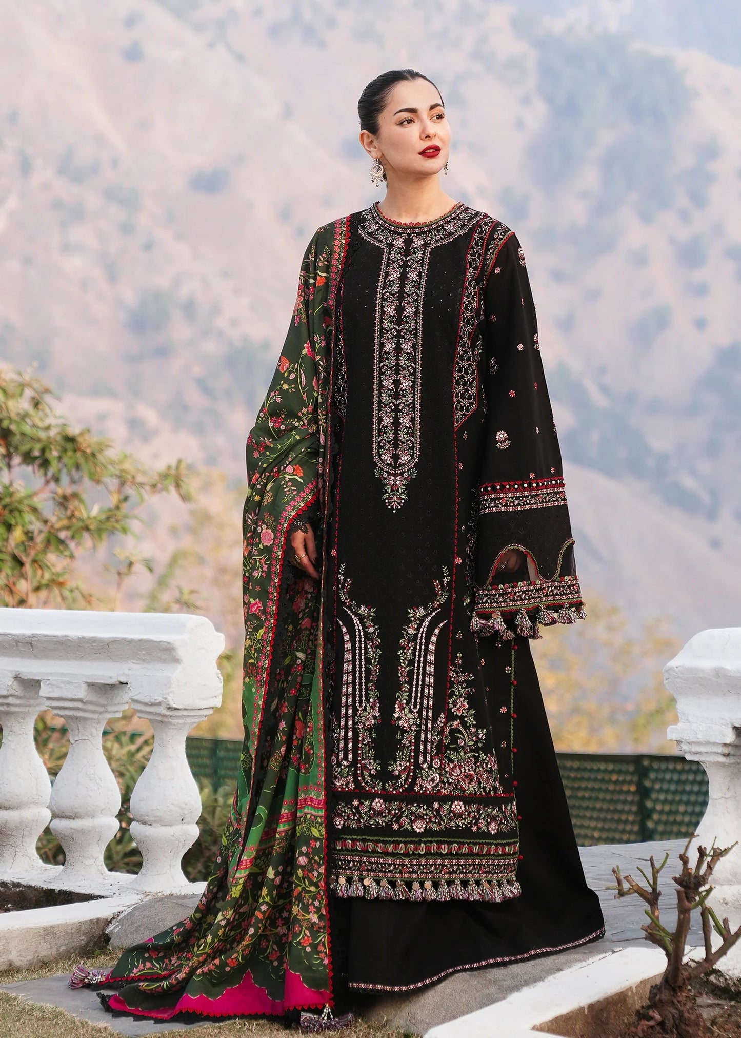 Hussain Rehar Winter Embroidered 3pc Dhanak Suite -AC0710