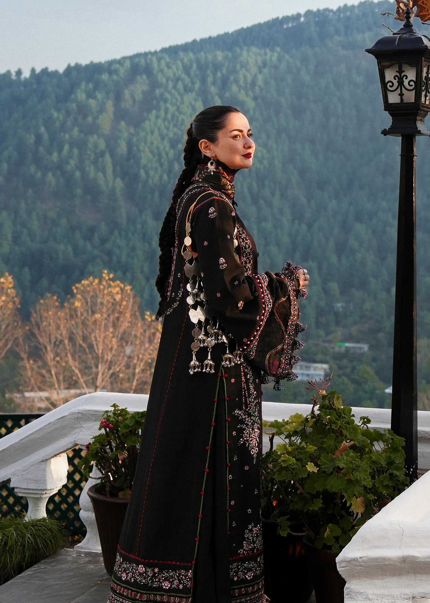 Hussain Rehar Winter Embroidered 3pc Dhanak Suite -AC0710
