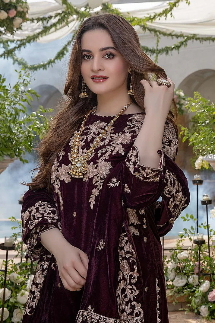 MARIA.B Winter Embroidered Velvet 3pc with Velvet Shawl Suite -AC064