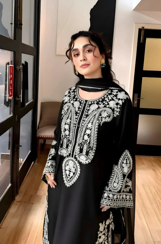 BATIK - Summer 3PC Lawn Embroidered Suit - AC0204