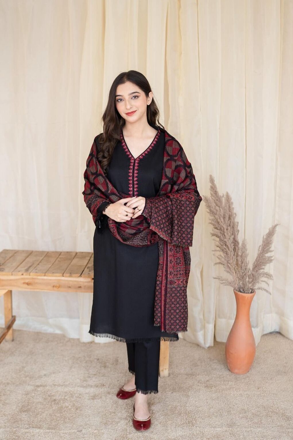 AISLING Winter Dhanak 3Pcs Embroidered Suite-AC0690