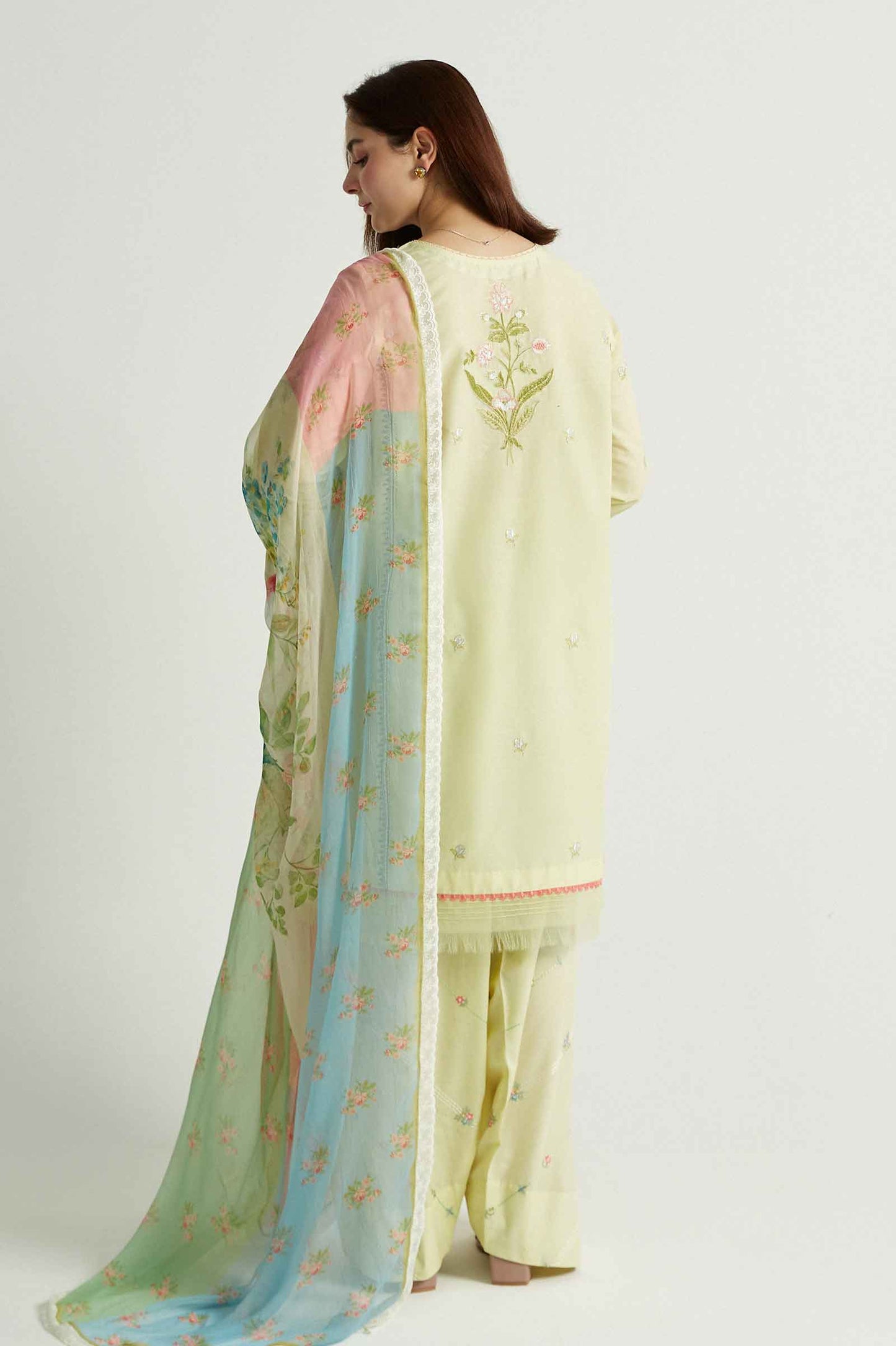 ZARA SHAHJAHAN Winter 3PC Dhanak Embroidered Suite -AC0696