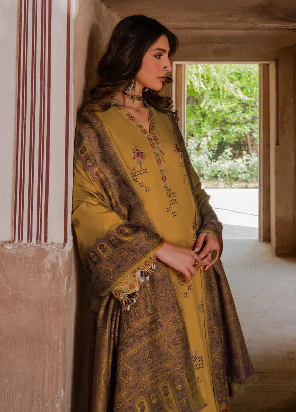 IZEL Winter 3PC DHANAK EMBROIDERED Suit WITH COURTRAI PRINT SHAWL -AC0754