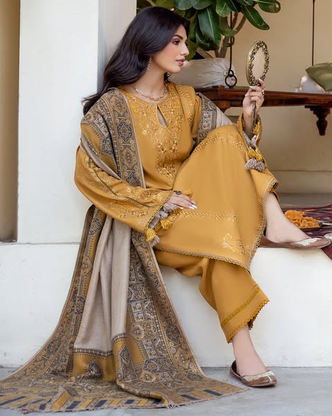 IZAL Winter 3PC Dhanak Embroidered Suit -AC0748